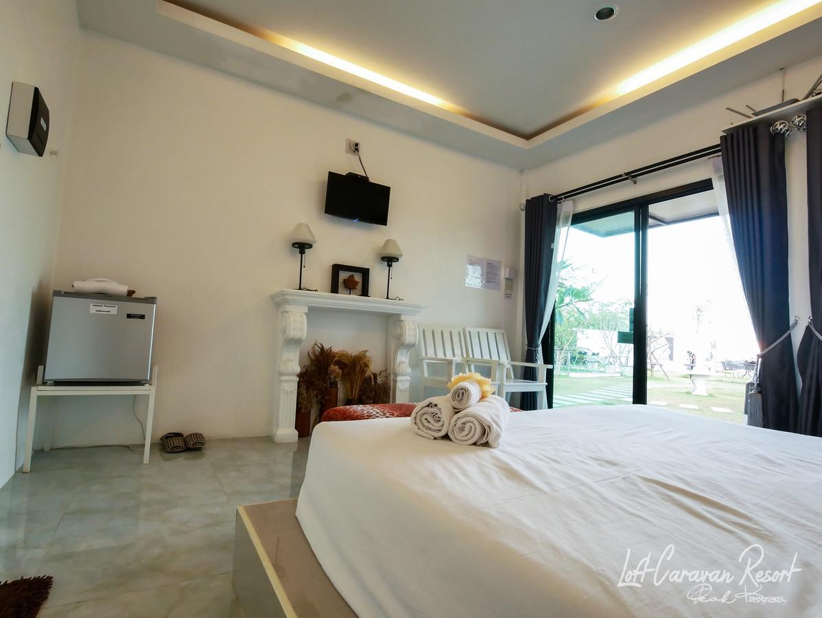 Loft Caravan Resort Haad Chao Samran Buitenkant foto